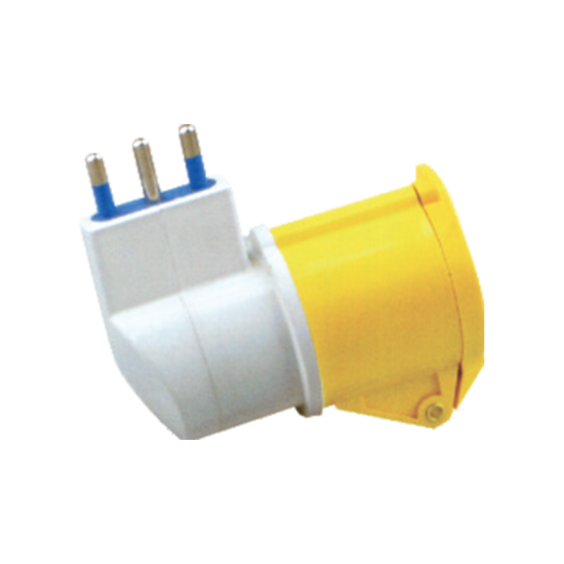 SF-7300-4 Enchufe multifuncional